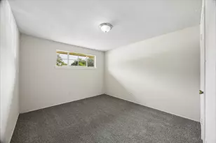 3919 Heatherbrook Dr, Houston, TX 77045 - Photo 7