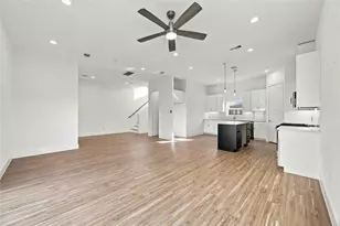 4704 Thornton Vws Rd, Houston, TX 77018 - Photo 13