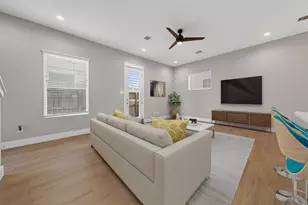 1205 W Tidwell Rd, Houston, TX 77091 - Photo 9