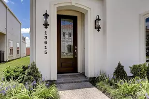 13615 Teal Bluff Ln, Houston, TX 77077 - Photo 3