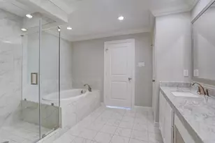 13615 Teal Bluff Ln, Houston, TX 77077 - Photo 15