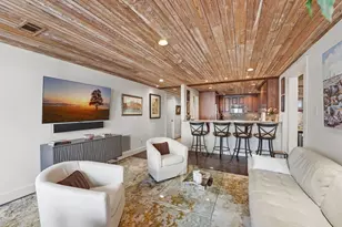 2214 Postoffice St, Galveston, TX 77550 - Photo 9