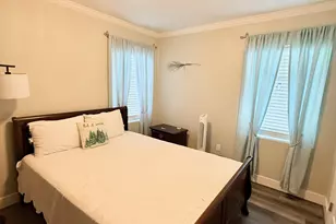 1017 E Miller St, Angleton, TX 77515 - Photo 5