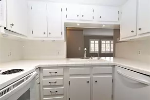 6433 Bayou Glen, Houston, TX 77057 - Photo 3