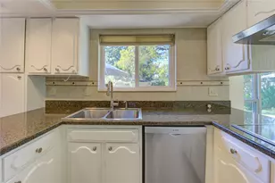 10922 Hillcroft Ave, Houston, TX 77096 - Photo 13