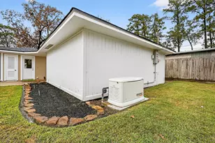 5911 Southern Hills Dr, Houston, TX 77069 - Photo 41