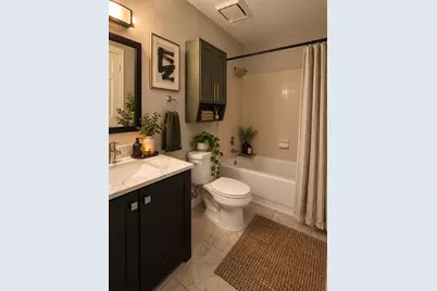 11 Regency Lane, Houston, TX 77088 - Photo 5