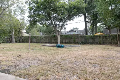 4825 Hummingbird Street, Houston, TX 77035 - Photo 7