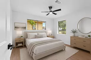 719 E 40th 1/2 St, Houston, TX 77022 - Photo 5