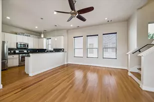 1902 Fletcher St, Houston, TX 77009 - Photo 13