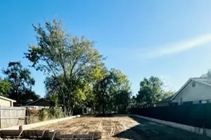 808 Avenue E, South Houston, TX 77587 - Photo 3