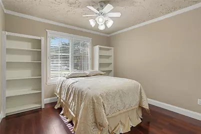 835 Maplewood Falls Court, Houston, TX 77062 - Photo 17
