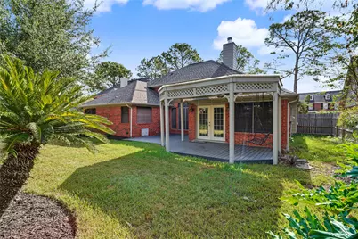 835 Maplewood Falls Court, Houston, TX 77062 - Photo 31