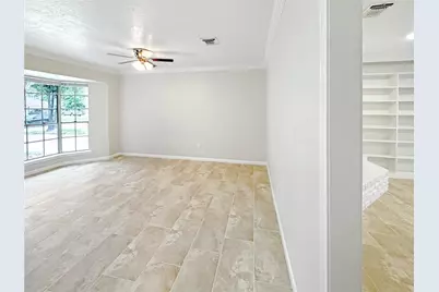 7323 Tall Pines Drive, Houston, TX 77088 - Photo 7