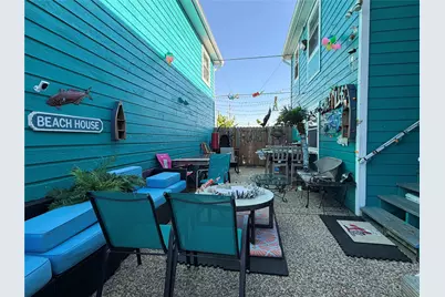 6723 Heards #1, Galveston, TX 77551 - Photo 3