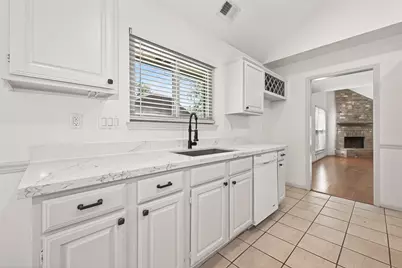 15411 Lago Villa Drive, Tomball, TX 77377 - Photo 23