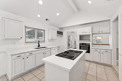 15411 Lago Villa Drive, Tomball, TX 77377 - Photo 19