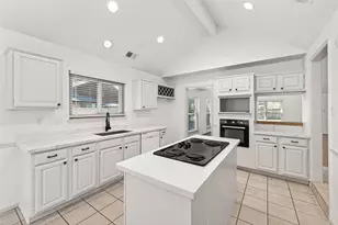 15411 Lago Villa Dr, Tomball, TX 77377 - Photo 19