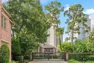 107 Wynden Trace Ln, Houston, TX 77056 - Photo 41