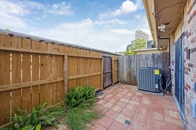 2501 Bering Drive #5, Houston, TX 77057 - Photo 11