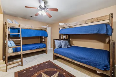 511 Chateau Woods Parkway Drive, Conroe, TX 77385 - Photo 13