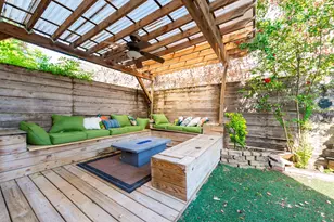 3504 Chenevert St, Houston, TX 77004 - Photo 33