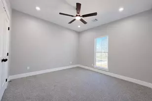 10118 County Road 302, Plantersville, TX 77363 - Photo 19