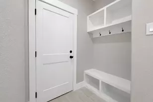 10118 County Road 302, Plantersville, TX 77363 - Photo 13