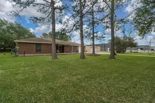 2311 Anders Ln, Kemah, TX 77565 - Photo 3