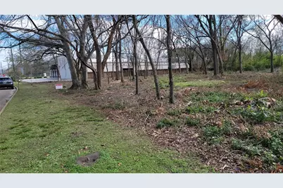 7051 Majestic Oaks Drive, Houston, TX 77088 - Photo 5
