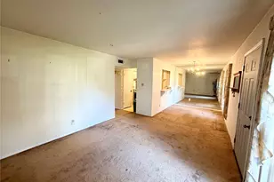 9011 Gaylord St, Hedwig Village, TX 77024 - Photo 5
