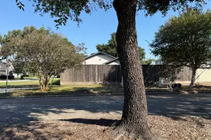 1102 Bay Oaks Rd, Houston, TX 77008 - Photo 5