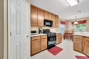 2114 Camdon Dr, Deer Park, TX 77536 - Photo 13