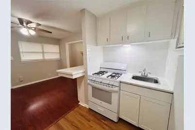 8803 Timberside Drive #4, Houston, TX 77025 - Photo 3