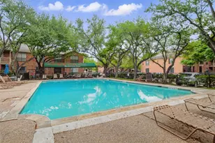 2255 Braeswood Park Dr, Houston, TX 77030 - Photo 17