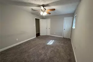 1805 King Arthur Ct, Pinehurst, TX 77630 - Photo 33