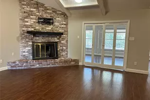 1805 King Arthur Ct, Pinehurst, TX 77630 - Photo 7