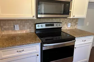 1805 King Arthur Ct, Pinehurst, TX 77630 - Photo 13