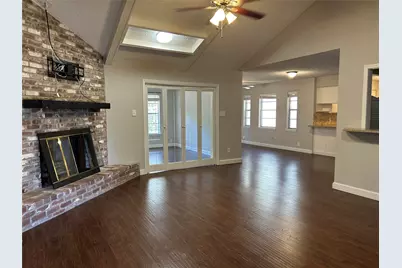 1805 King Arthur Court, Pinehurst, TX 77630 - Photo 5