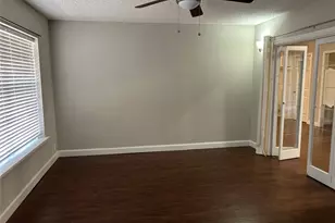 1805 King Arthur Ct, Pinehurst, TX 77630 - Photo 21