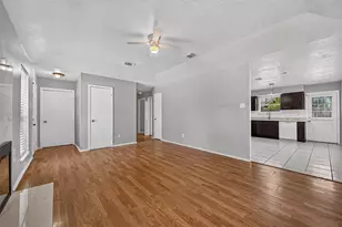 1606 Westfork Dr, Katy, TX 77449 - Photo 9
