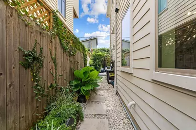 1240 W Bell Street, Houston, TX 77019 - Photo 25
