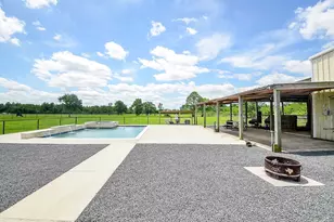 2500 County Rd 62, Rosharon, TX 77583 - Photo 37