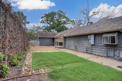 2228 Addison Road, Houston, TX 77030 - Photo 35