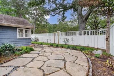 2228 Addison Road, Houston, TX 77030 - Photo 27