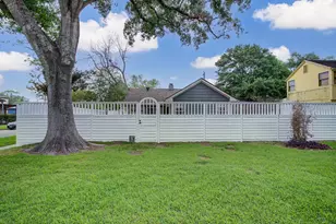 2228 Addison Rd, Houston, TX 77030 - Photo 37