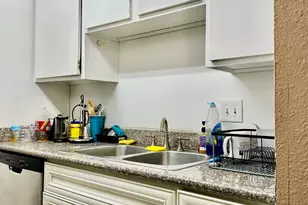 8421 Hearth Dr, Houston, TX 77054 - Photo 5