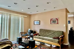 8421 Hearth Dr, Houston, TX 77054 - Photo 11