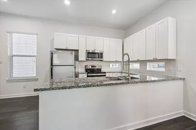 2718 Anita Street, Houston, TX 77004 - Photo 3
