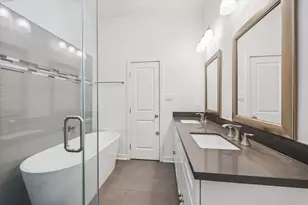 2718 Anita St, Houston, TX 77004 - Photo 13